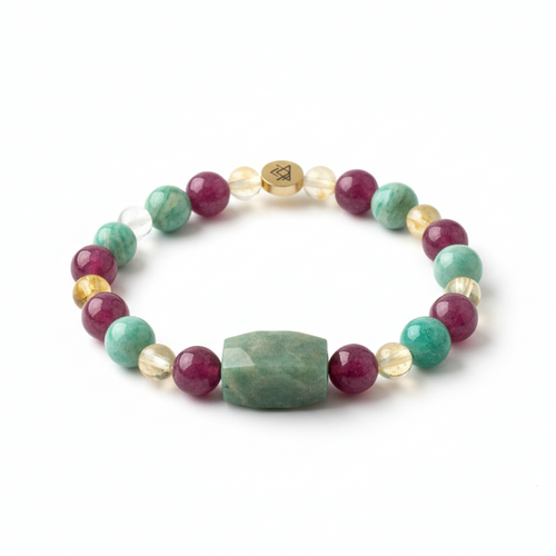 Pulsera multicolor con fondo blanco